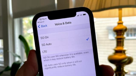 雁塔苹果手机维修分享iPhone 12如何打开或关闭5G网络 
